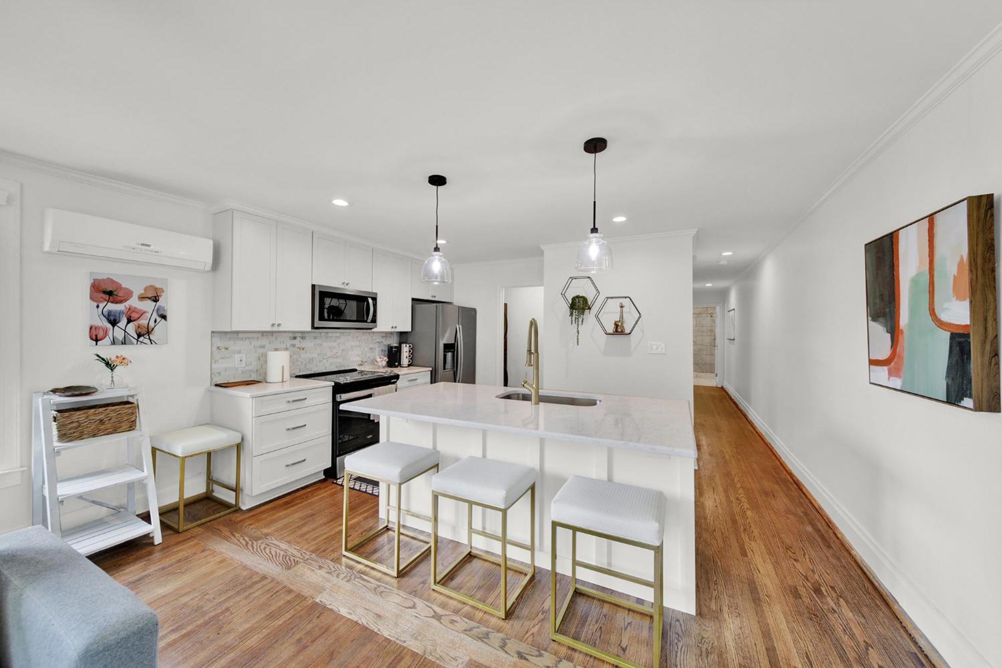 Apartment In The Center Of It All!